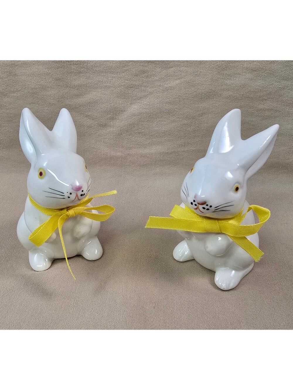 Vintage Takahashi SF White Porcelain Bunny Figurines Pair (2) Made in Japan
